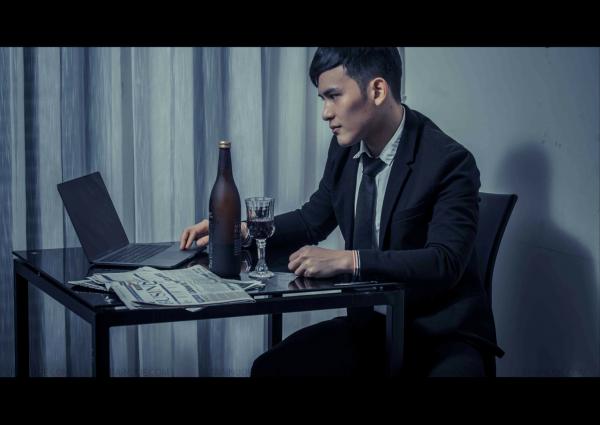 I-AM-MAGAZINE-Issue2.2--I-AM-WIREPULLER-Anawin-ebook